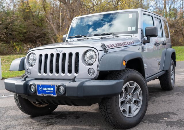 Used 2017 Jeep Wrangler Unlimited Rubicon w/ Connectivity Group