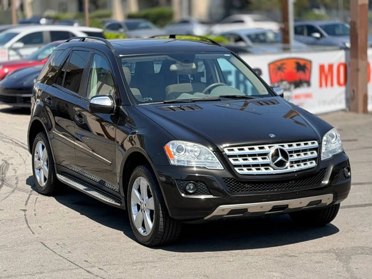 Used 2009 Mercedes-Benz ML 350 4MATIC image 2