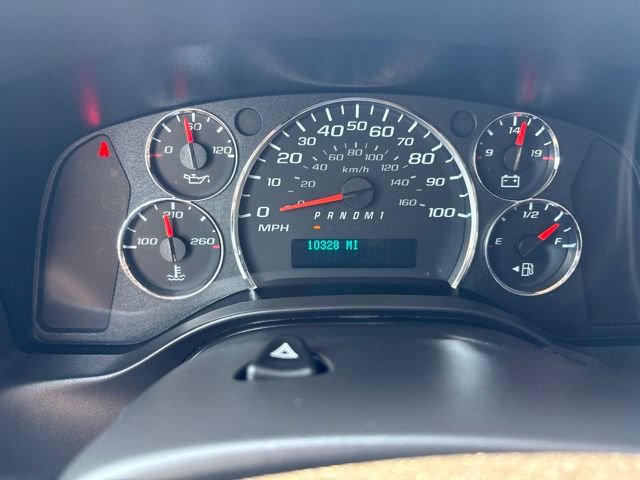 Used 2025 GMC Savana 2500 w/ Driver Convenience Package RWD image 17