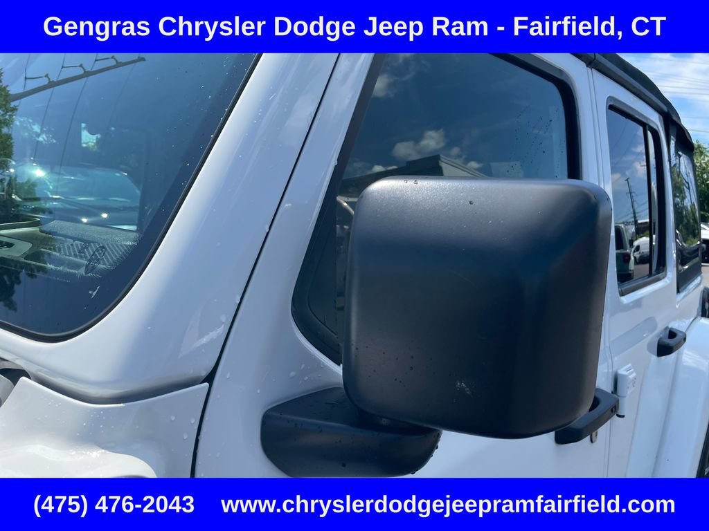 Used 2024 Jeep Wrangler Unlimited w/ Convenience Group AWD/4WD image 14