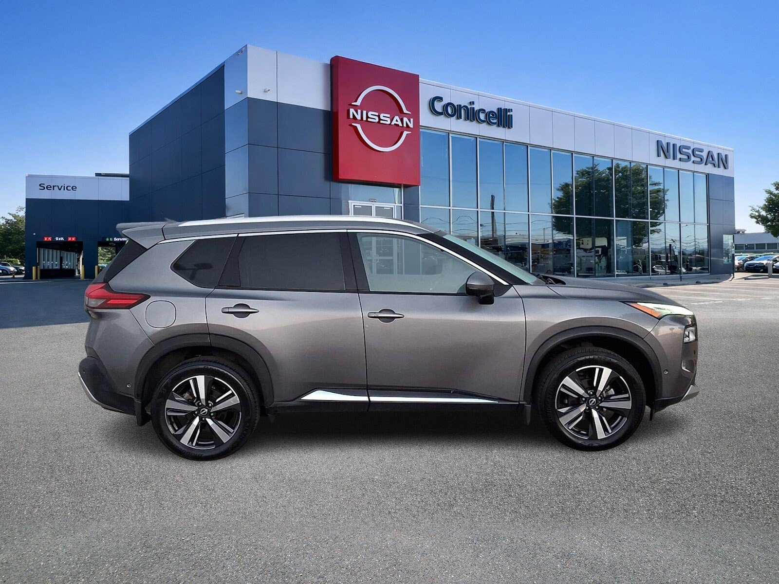 Certified 2023 Nissan Rogue Platinum w/ Platinum Premium Package AWD/4WD image 7