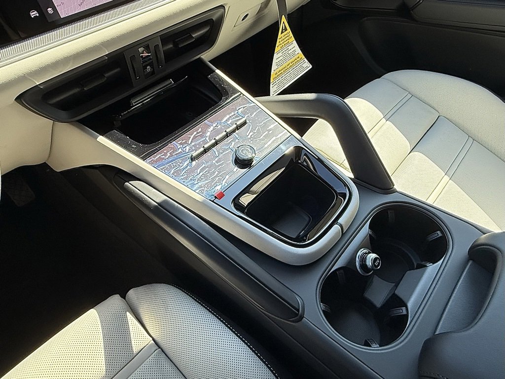 New 2026 Porsche Cayenne Coupe image 14