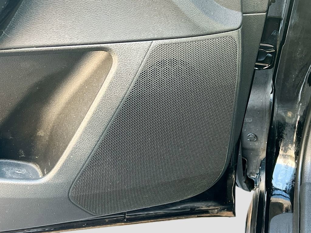 Used 2022 Nissan Pathfinder SV w/ SV Black Package image 15