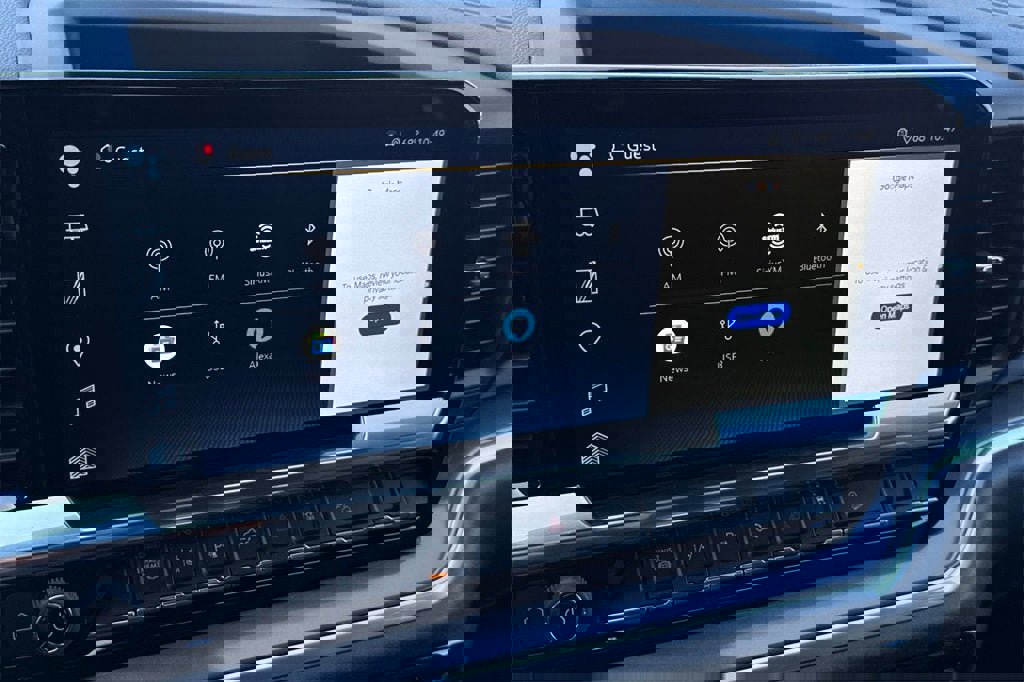 New 2025 Chevrolet Silverado 3500 High Country w/ High Country Premium Package image 17