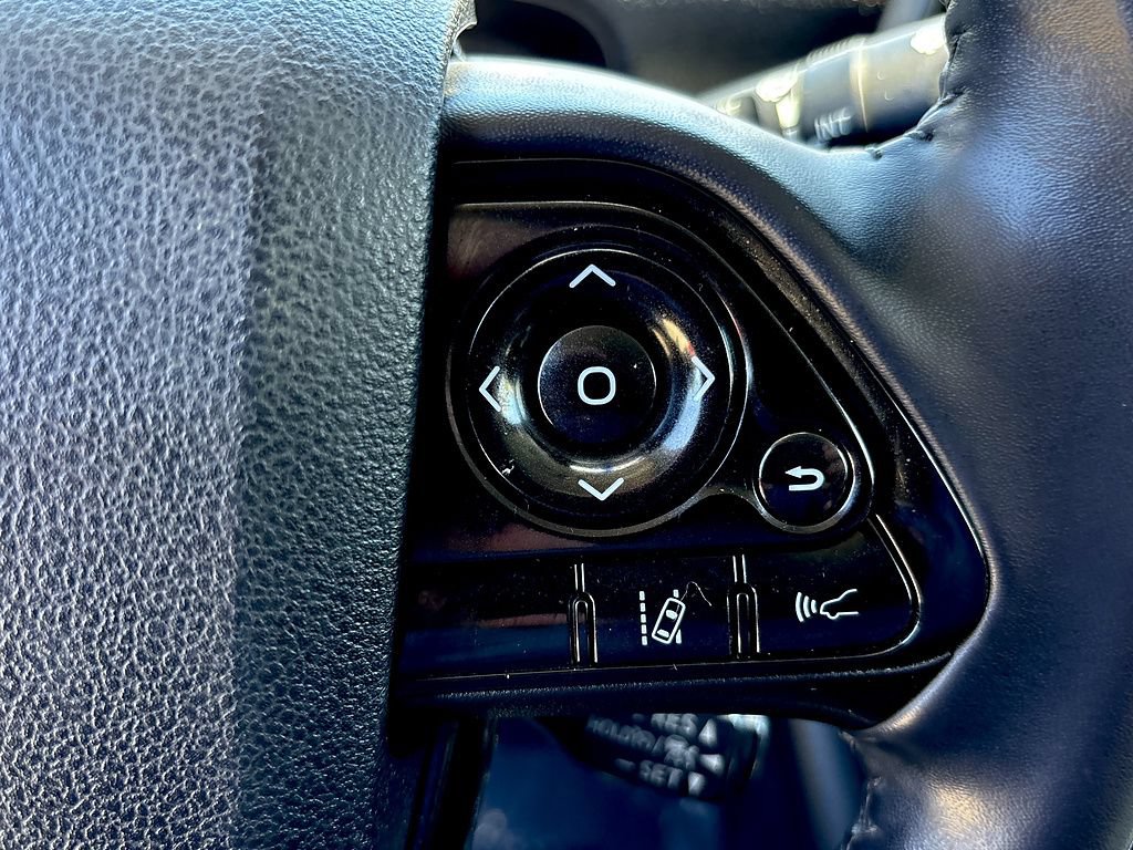 Used 2022 Toyota Prius Prime XLE FWD image 15