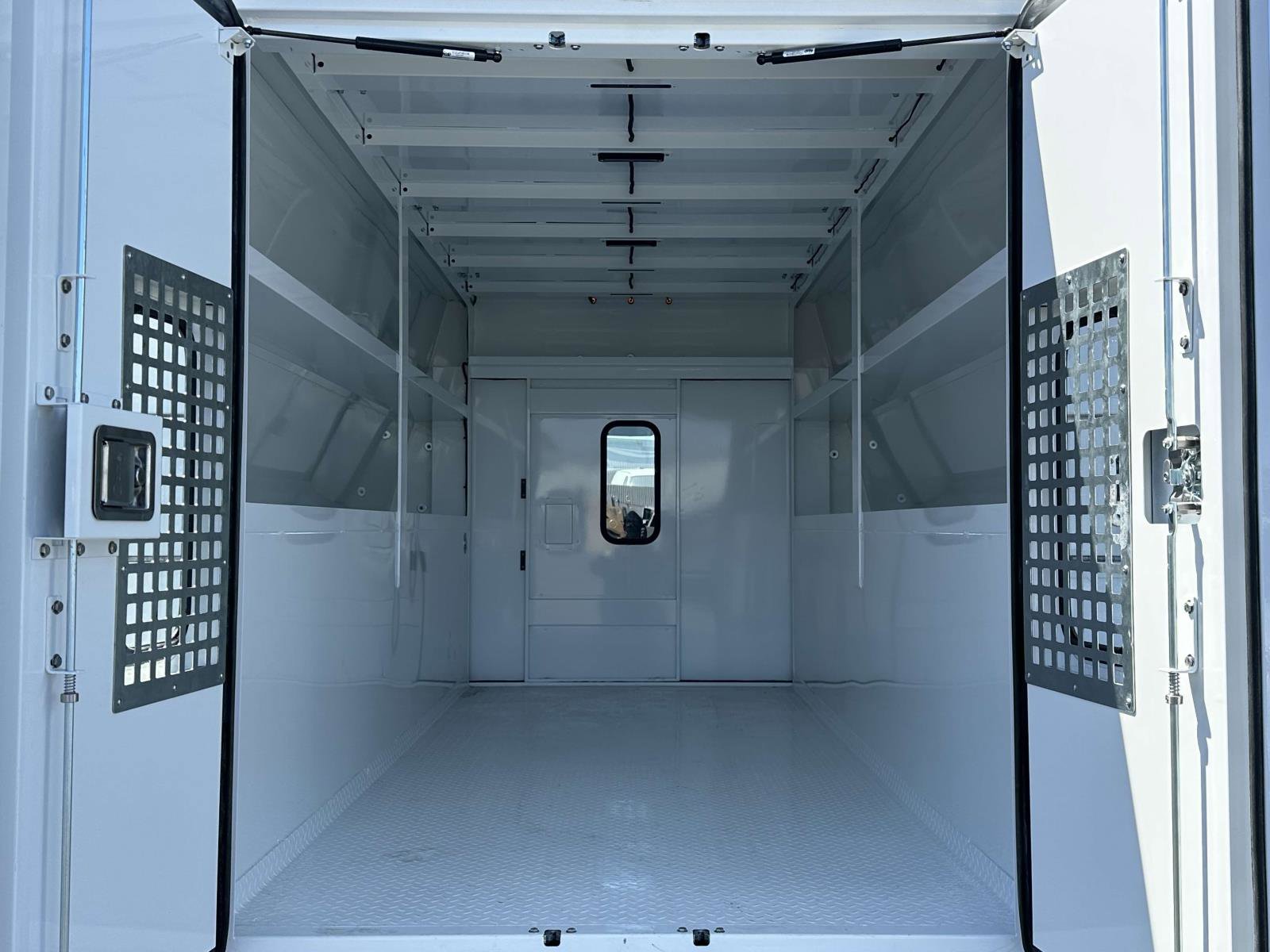 New 2024 Chevrolet Express 3500 w/ Power Convenience Package image 12