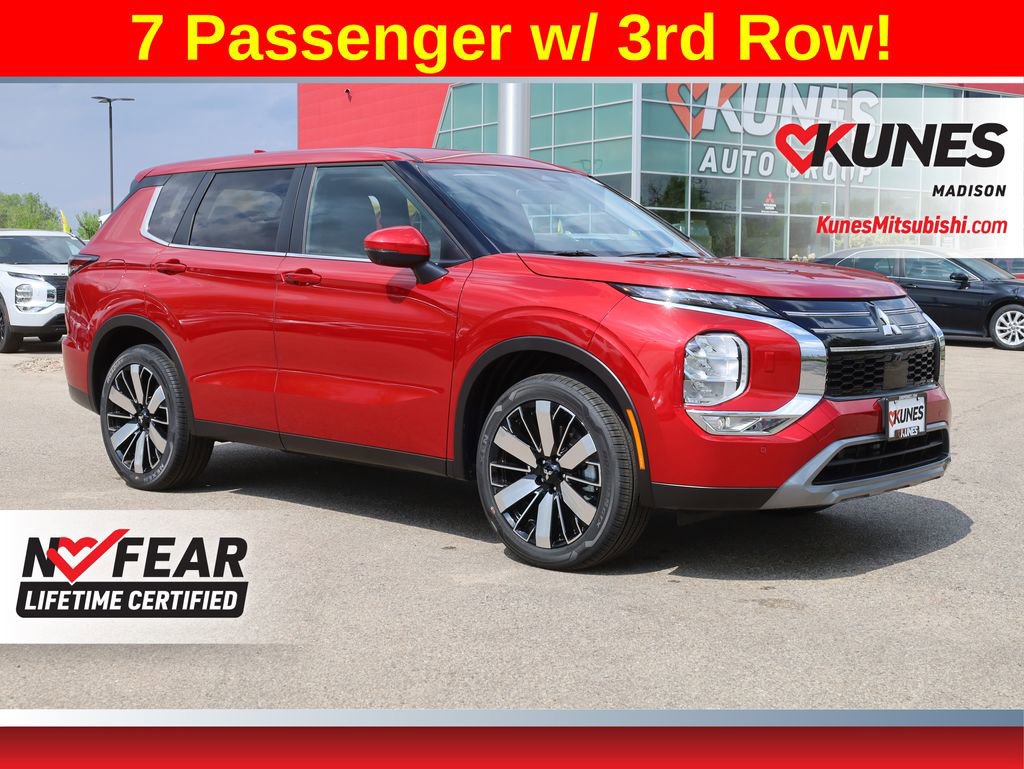 New 2025 Mitsubishi Outlander SE