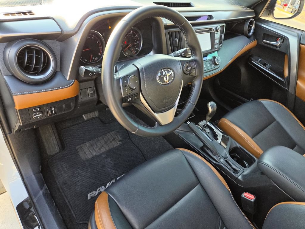 Used 2016 Toyota RAV4 SE FWD image 21