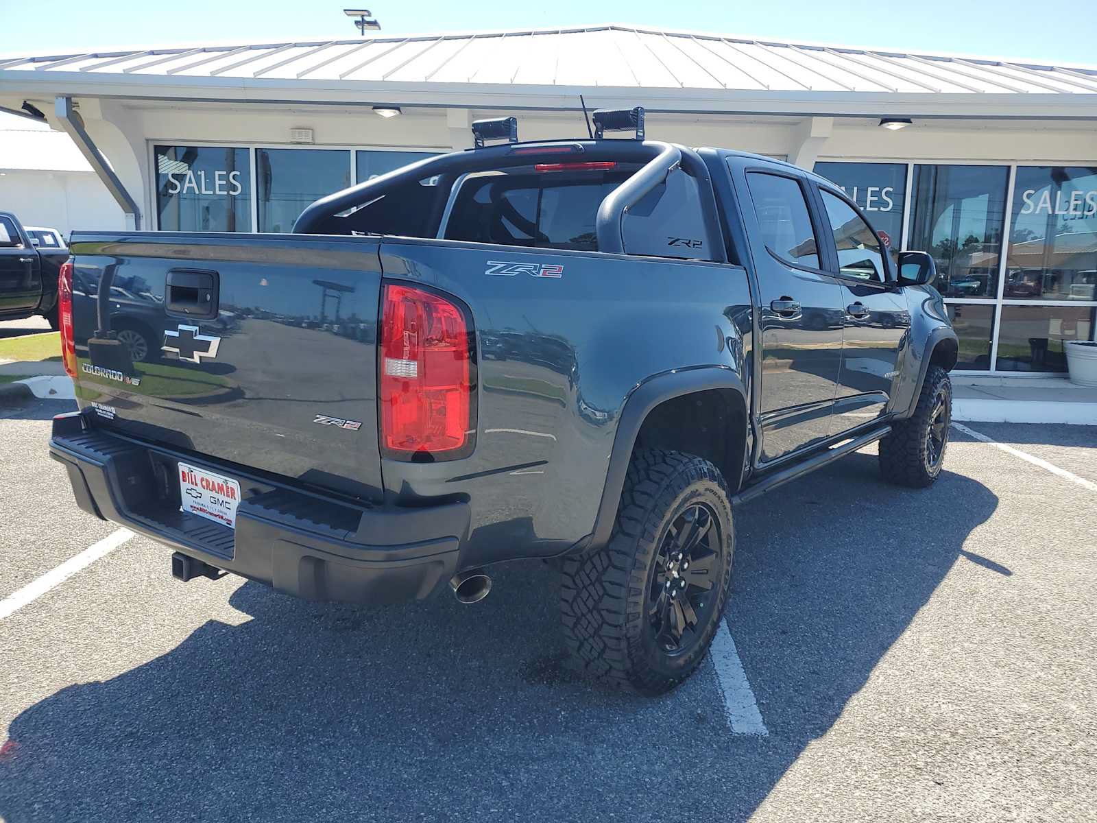 Used 2019 Chevrolet Colorado ZR2 w/ ZR2 Dusk Special Edition AWD/4WD image 8