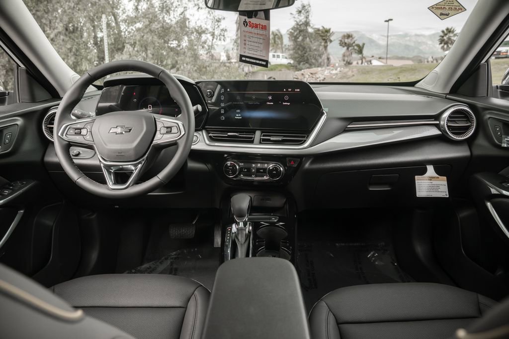 New 2026 Chevrolet Trax ACTIV w/ Driver Confidence Package FWD image 19