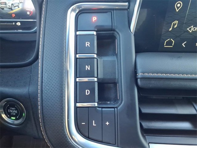 Used 2023 GMC Yukon AT4 w/ LPO, Floor Liner Package image 20
