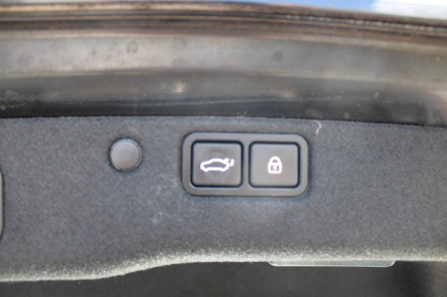 Used 2016 Hyundai Equus Ultimate RWD image 31