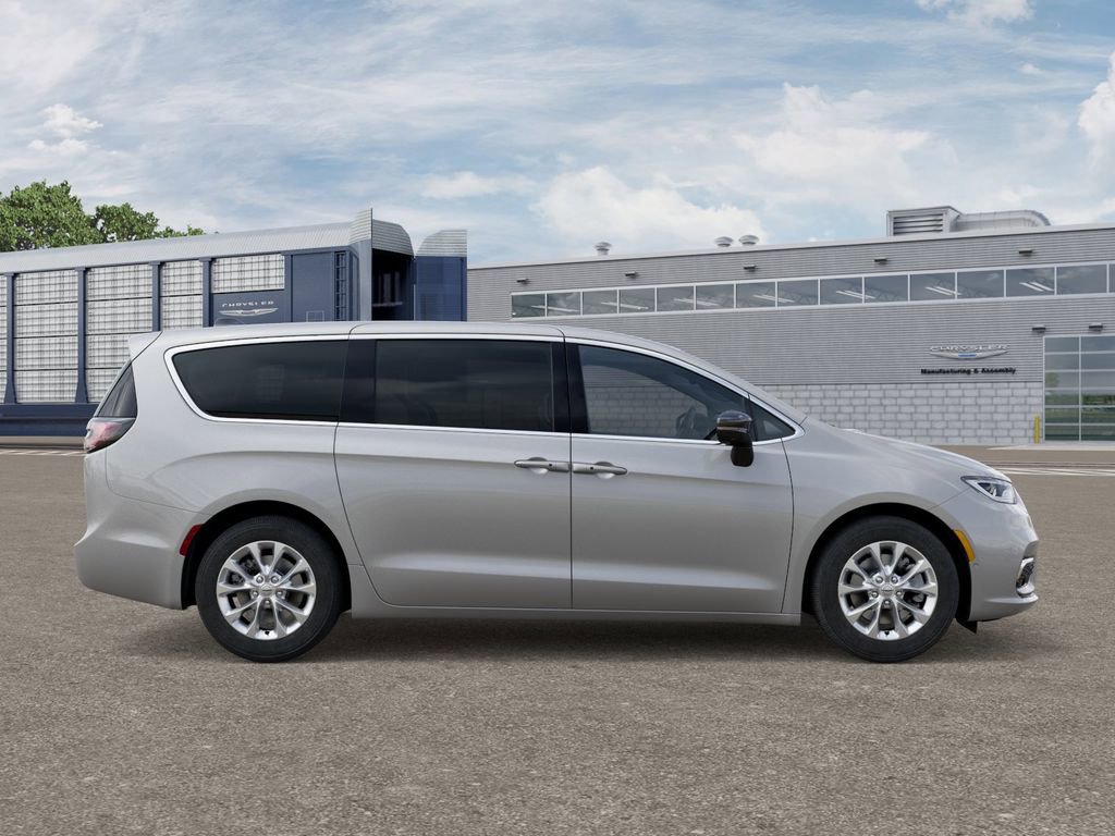 New 2026 Chrysler Pacifica Select AWD/4WD image 21