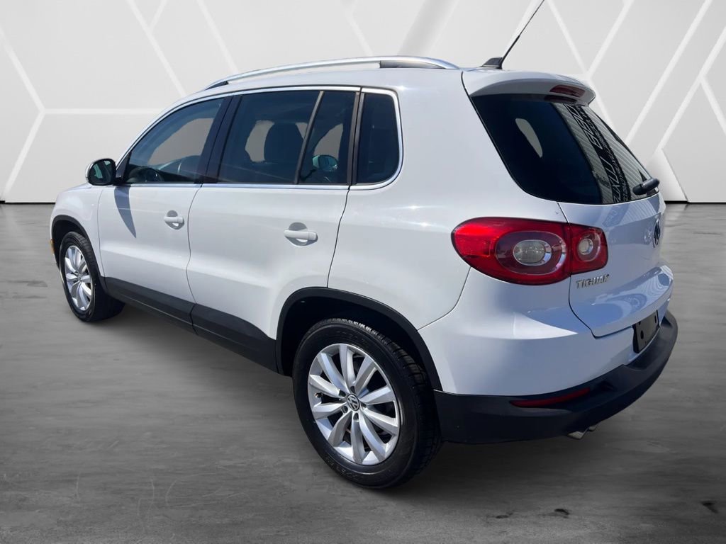 Used 2011 Volkswagen Tiguan S FWD image 9