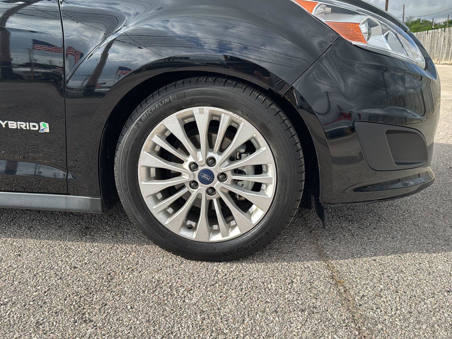 Used 2017 Ford C-MAX SE w/ Equipment Group 201A image 9