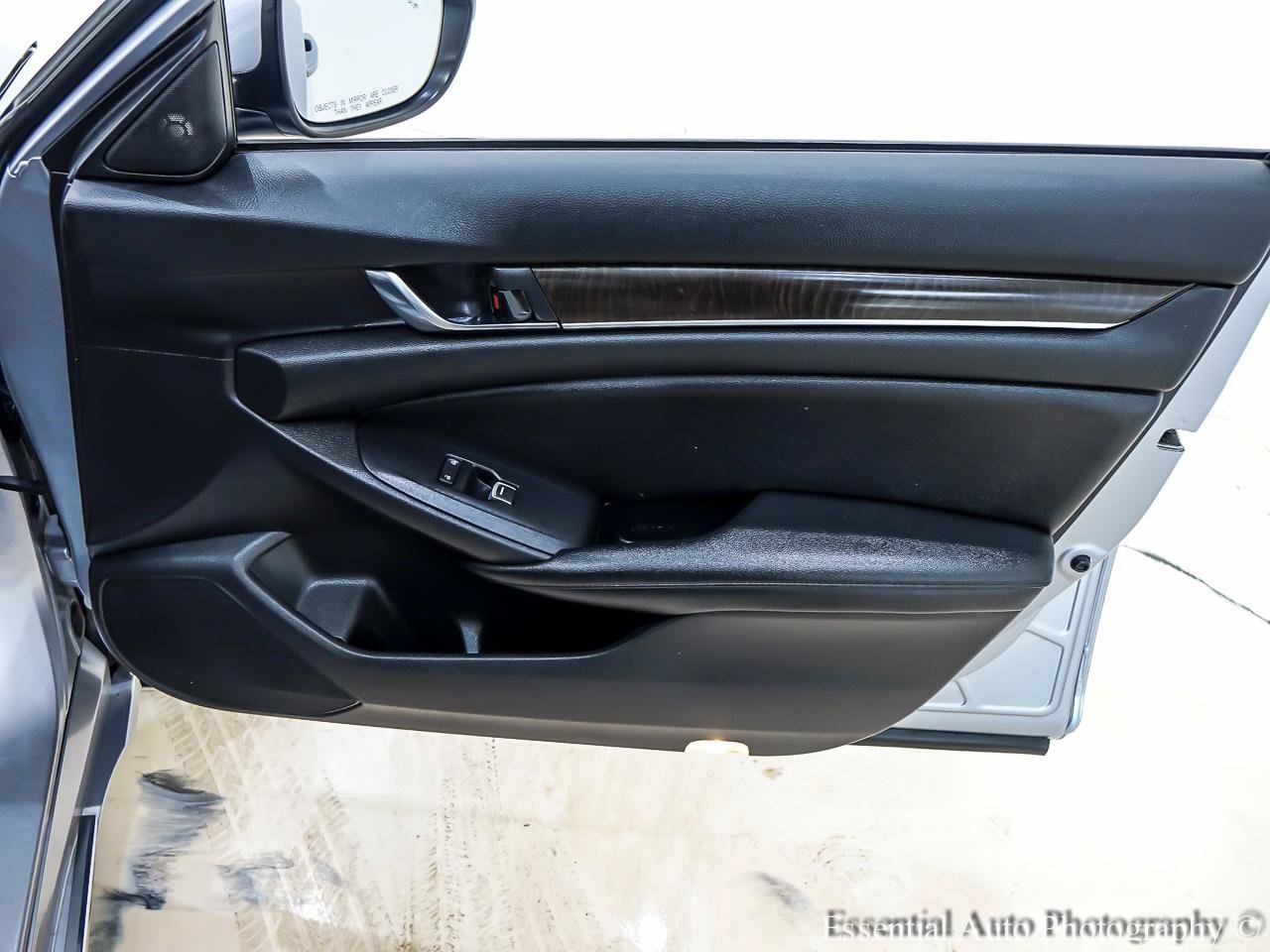 Used 2021 Honda Accord EX-L image 29