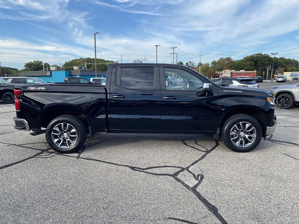 Certified 2023 Chevrolet Silverado 1500 LT AWD/4WD image 8