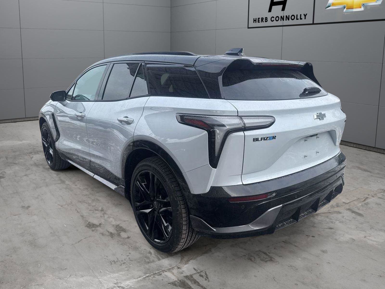 New 2026 Chevrolet Blazer EV SS AWD/4WD image 5