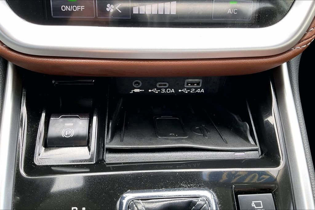 Used 2023 Subaru Outback Touring XT image 16