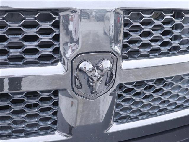 Used 2017 RAM 1500 Sport RWD image 30