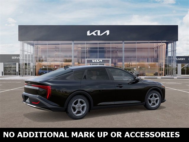New 2025 Kia K4 LXS image 6