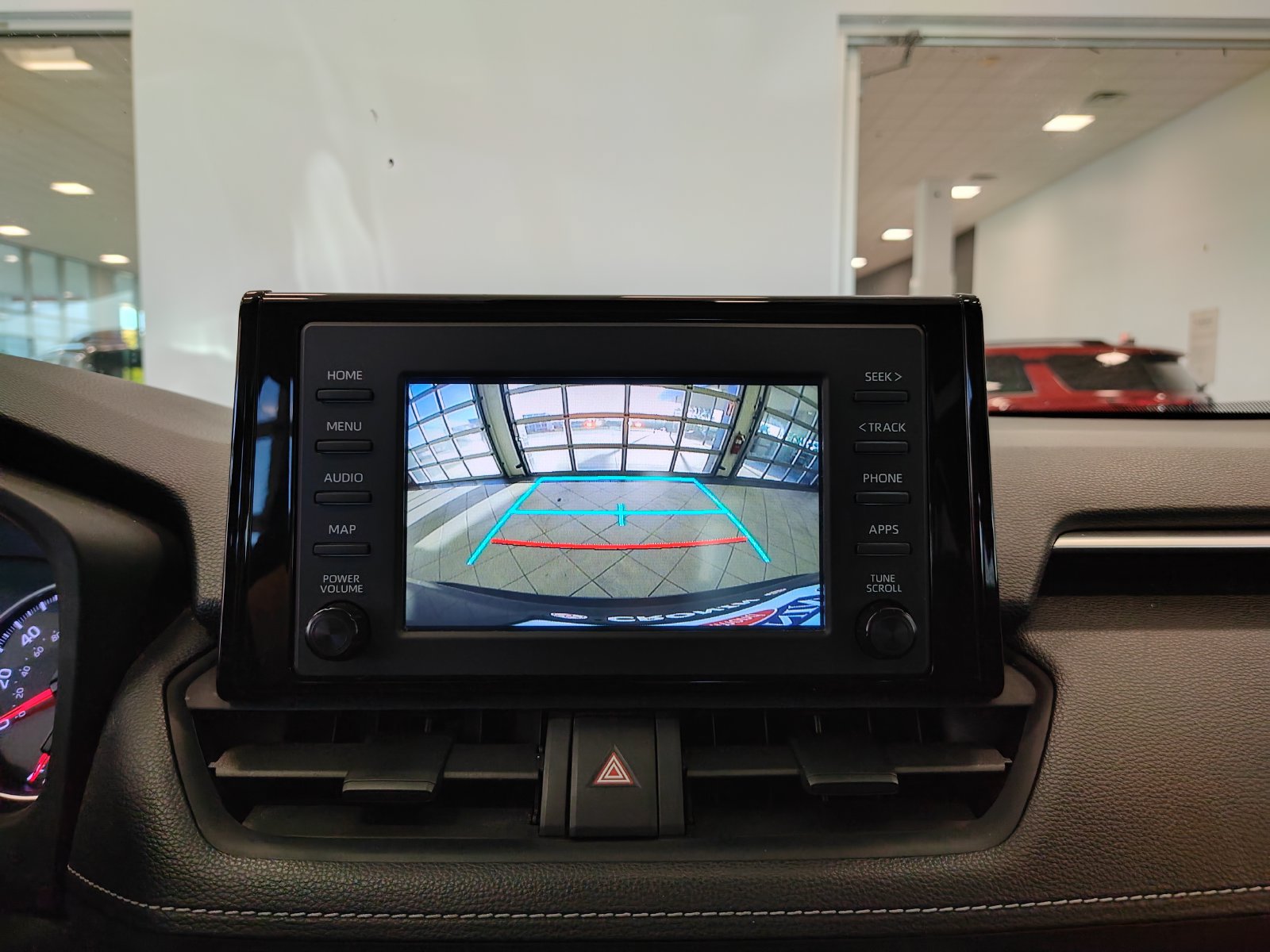 Used 2019 Toyota RAV4 XLE w/ Convenience Package AWD/4WD image 24