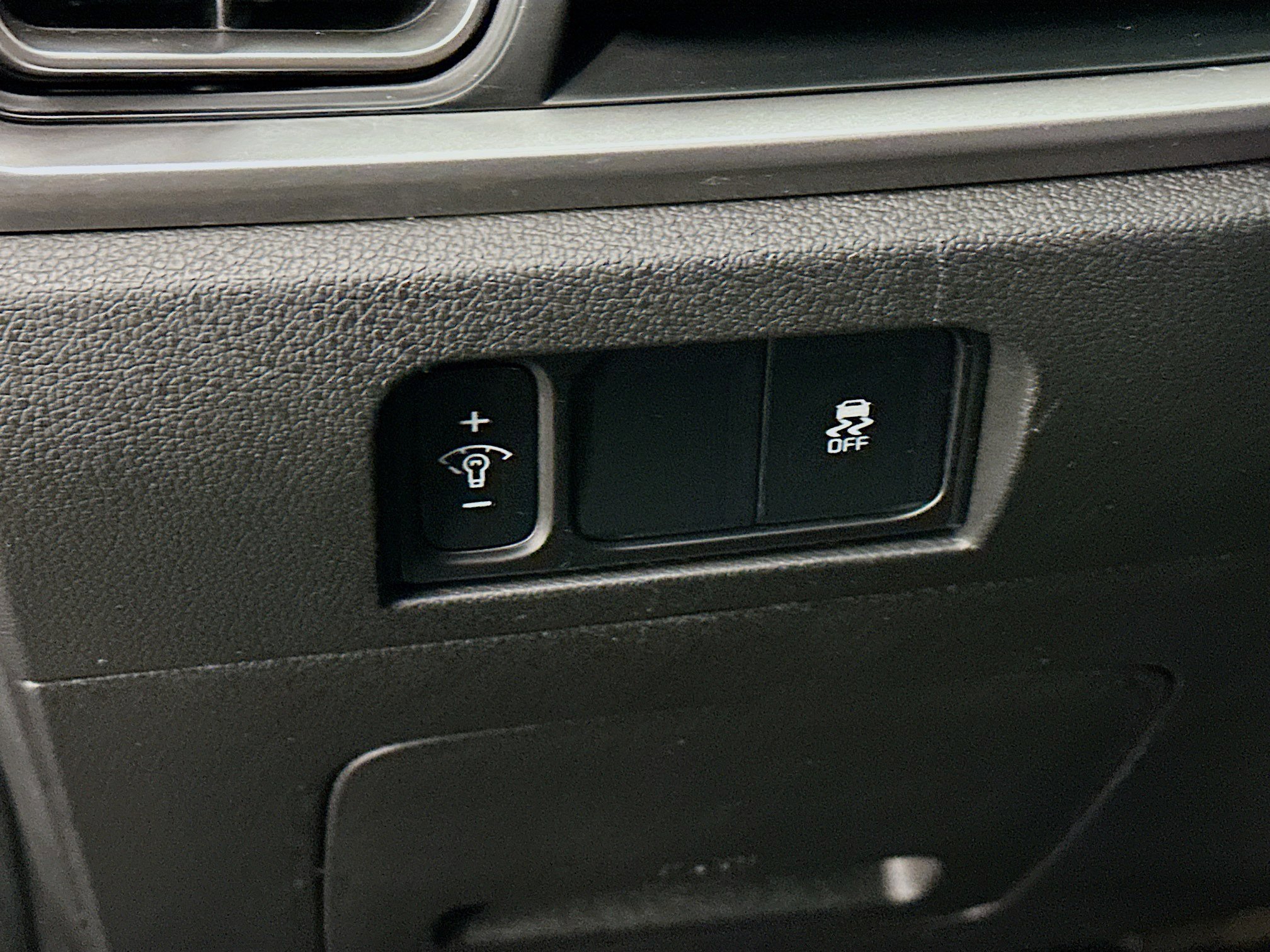 Used 2024 Kia Sorento S image 17