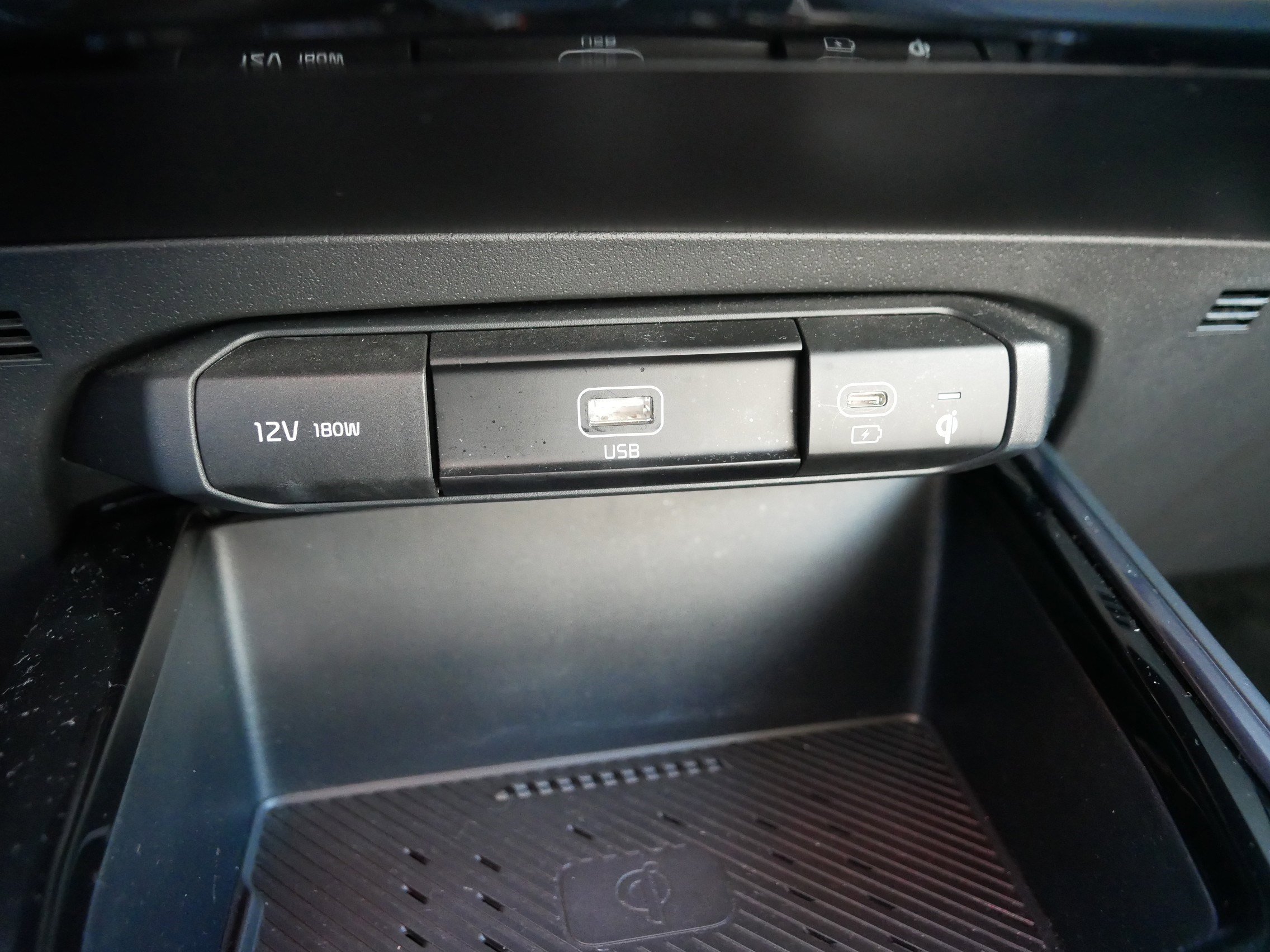 Certified 2023 Kia Niro EX image 33