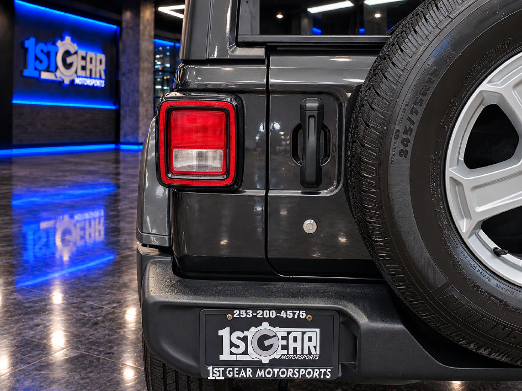 Used 2019 Jeep Wrangler Unlimited Sport S AWD/4WD image 13