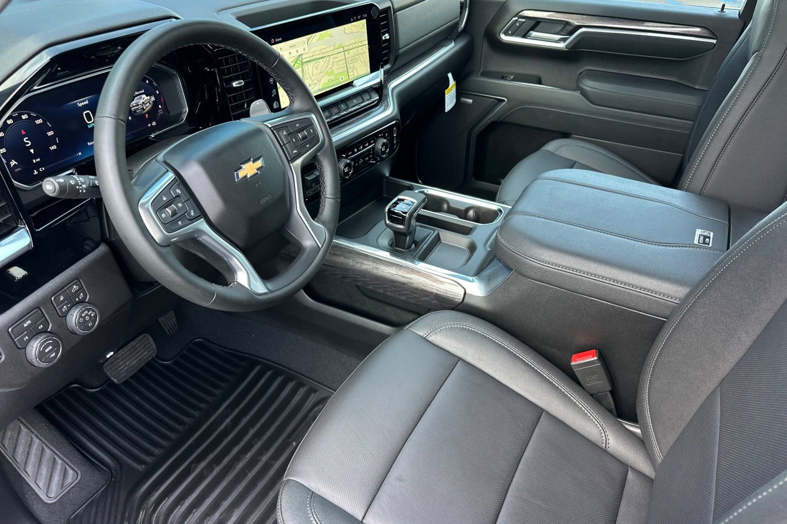 New 2026 Chevrolet Silverado 1500 LTZ w/ LTZ Premium Package image 10