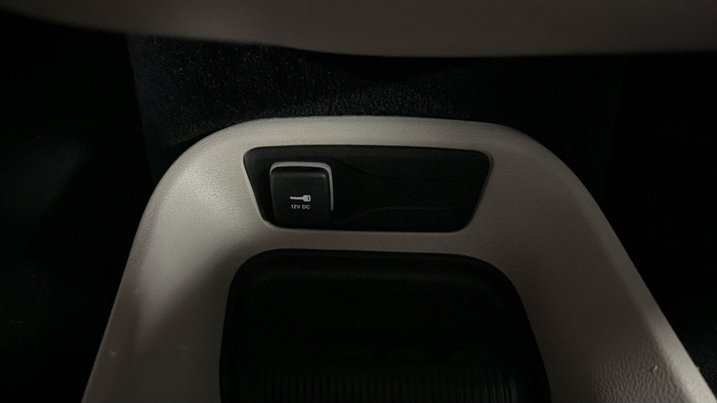 Used 2024 Chrysler Pacifica Touring-L FWD image 33