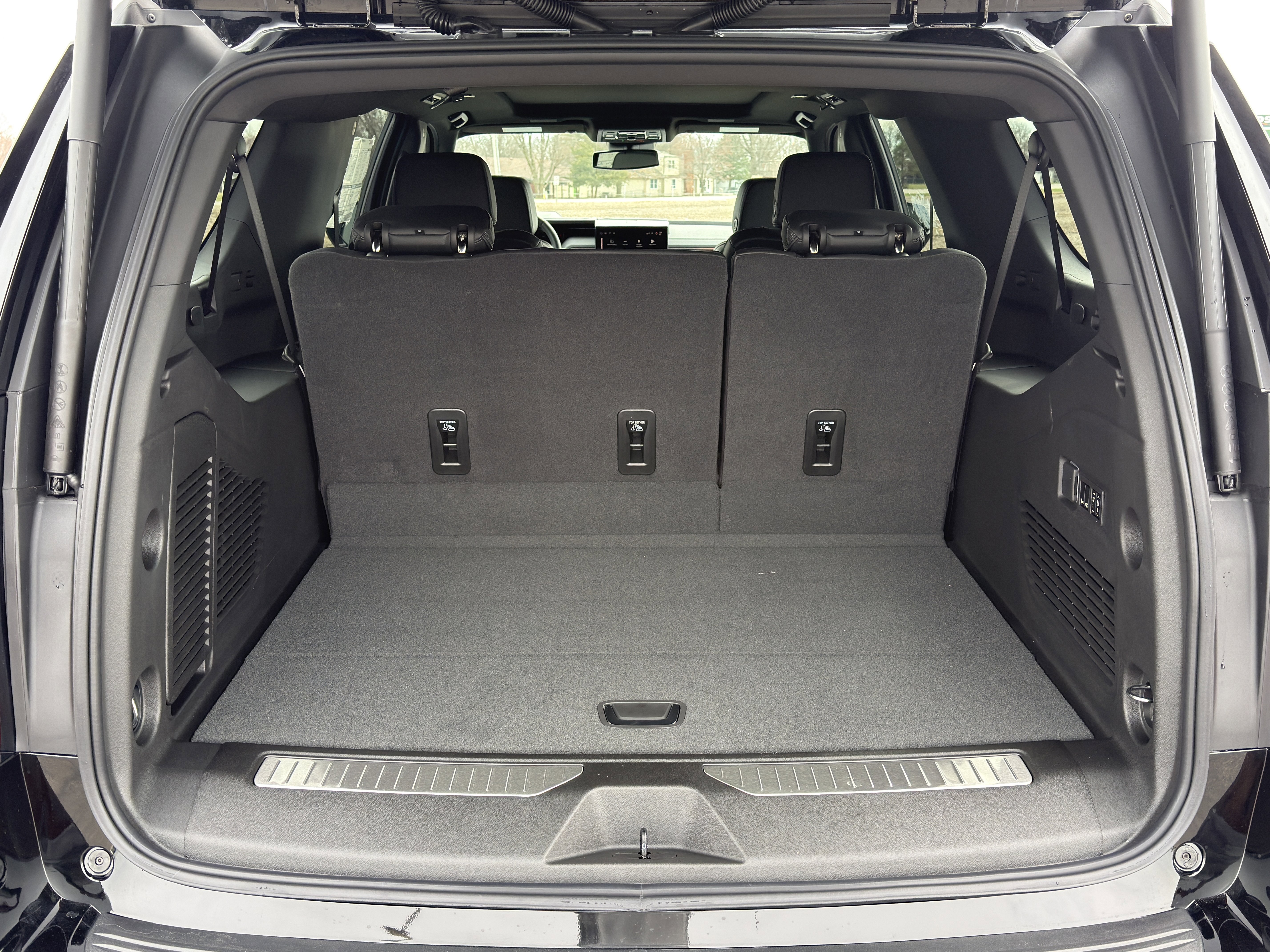 New 2026 GMC Yukon XL Denali w/ Sun & Power Step Package image 5