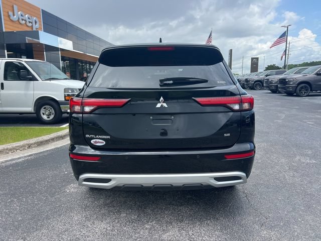 Used 2024 Mitsubishi Outlander SE Black Edition AWD/4WD image 22