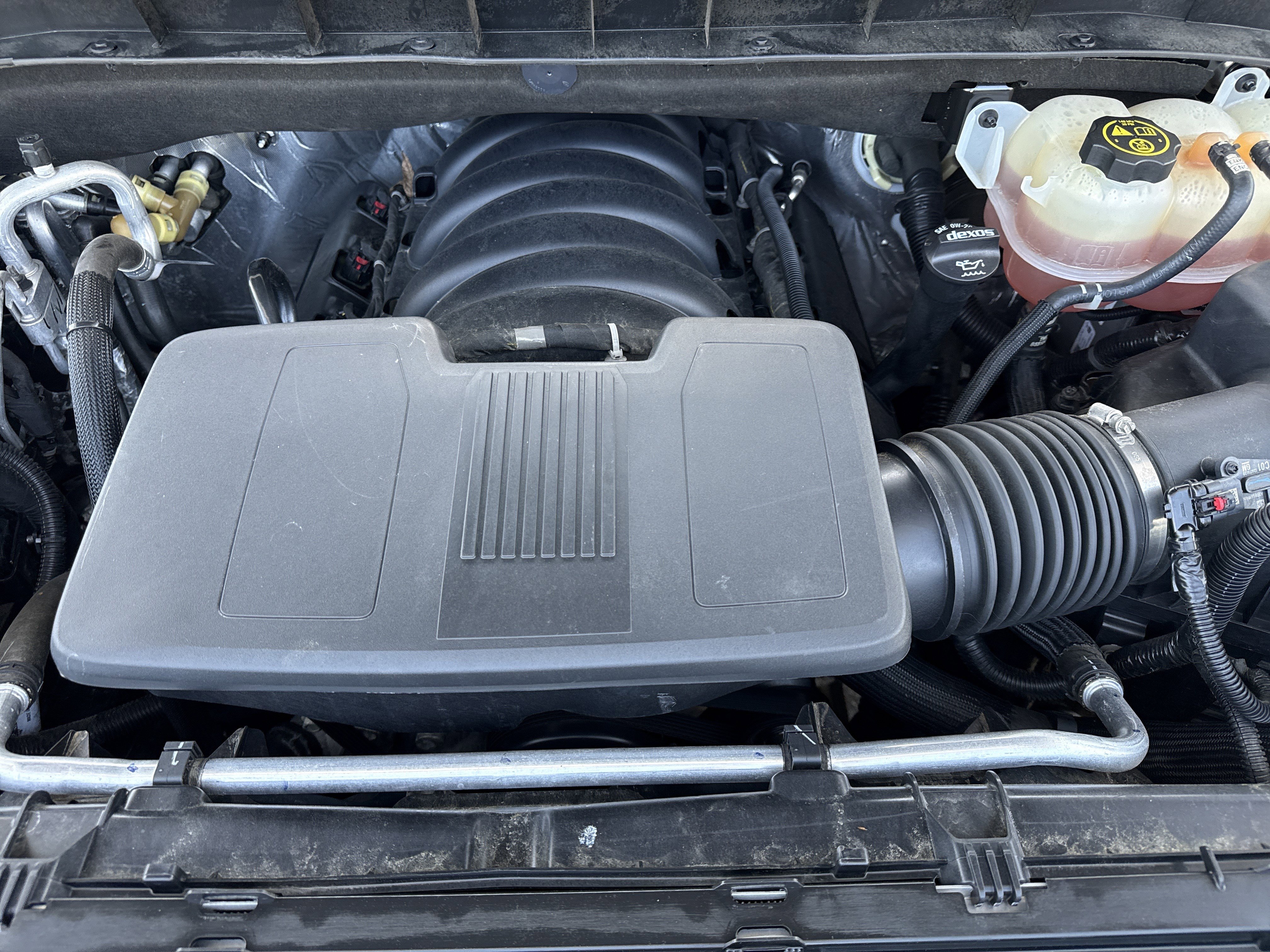 Used 2022 Chevrolet Tahoe LT w/ Luxury Package image 5