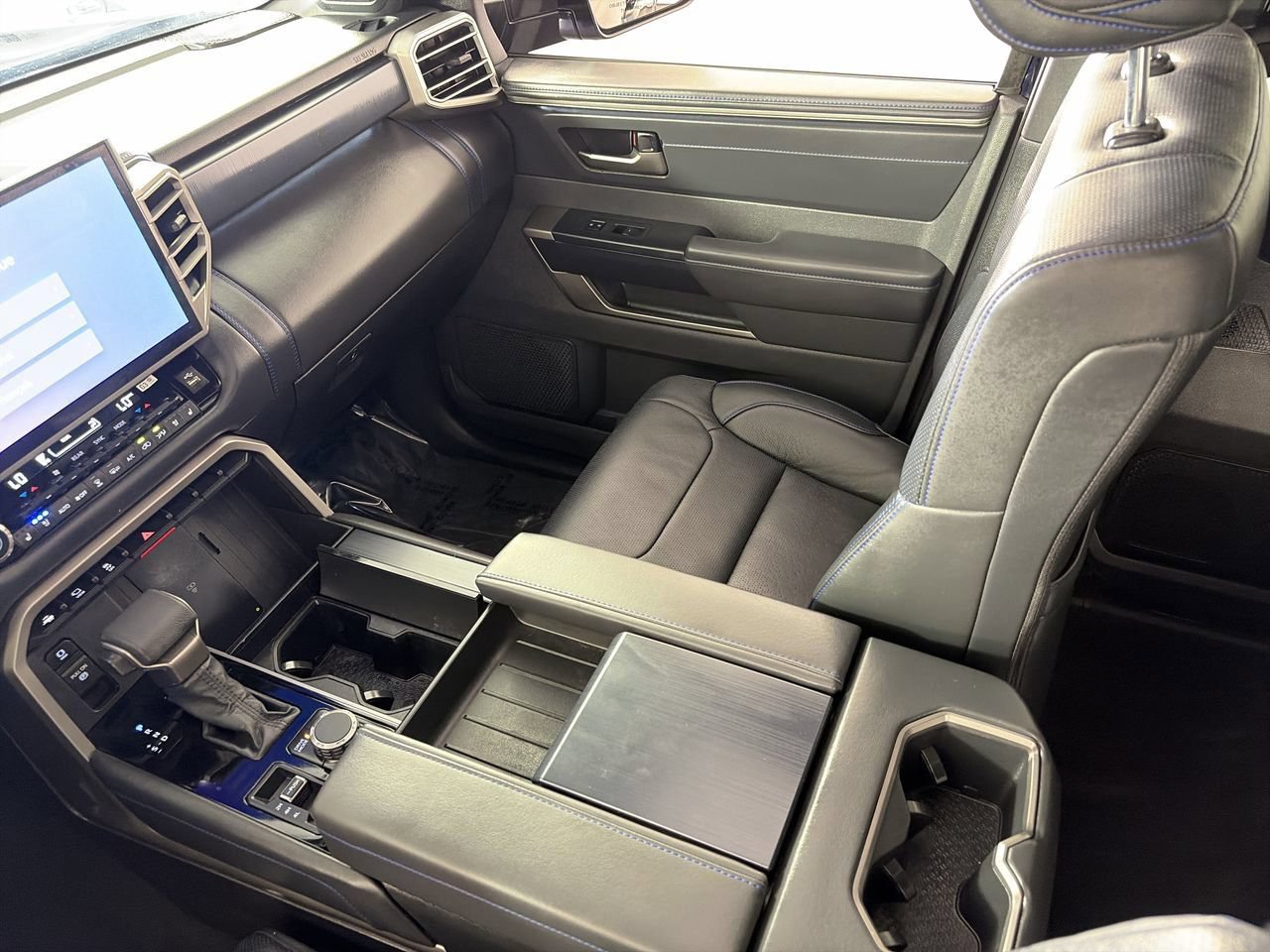 Used 2026 Toyota Sequoia Platinum AWD/4WD image 22