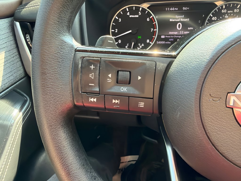Used 2022 Nissan Rogue SV AWD/4WD image 22
