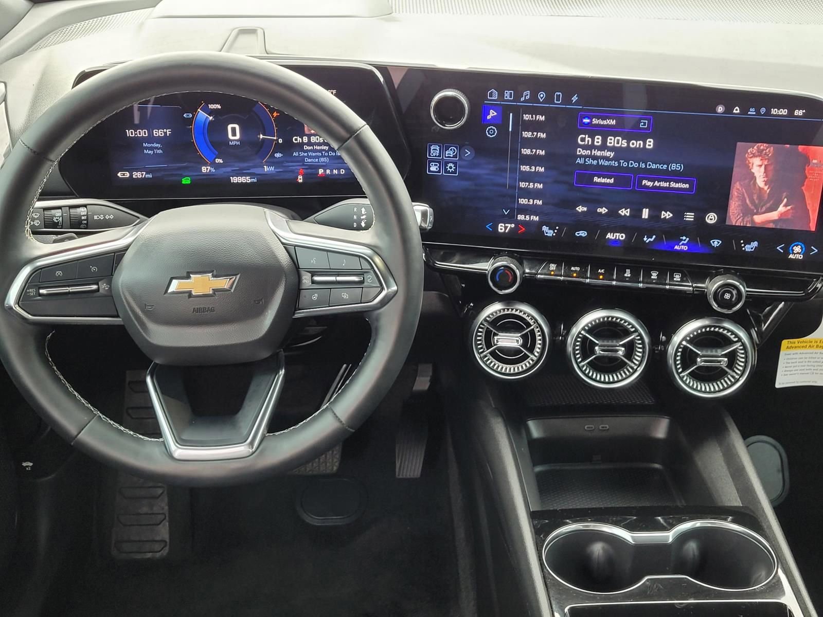Used 2024 Chevrolet Blazer EV LT AWD/4WD image 19