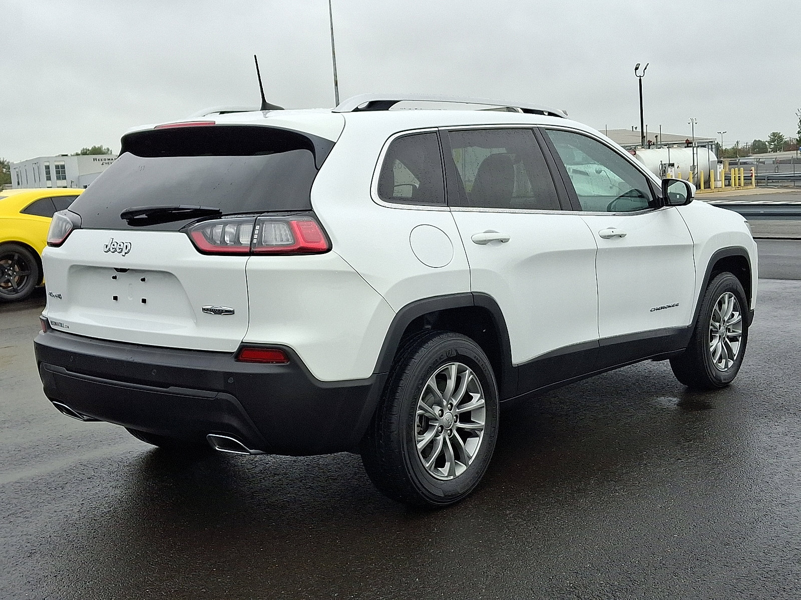 Certified 2021 Jeep Cherokee Latitude Lux w/ Sun & Sound Group image 6