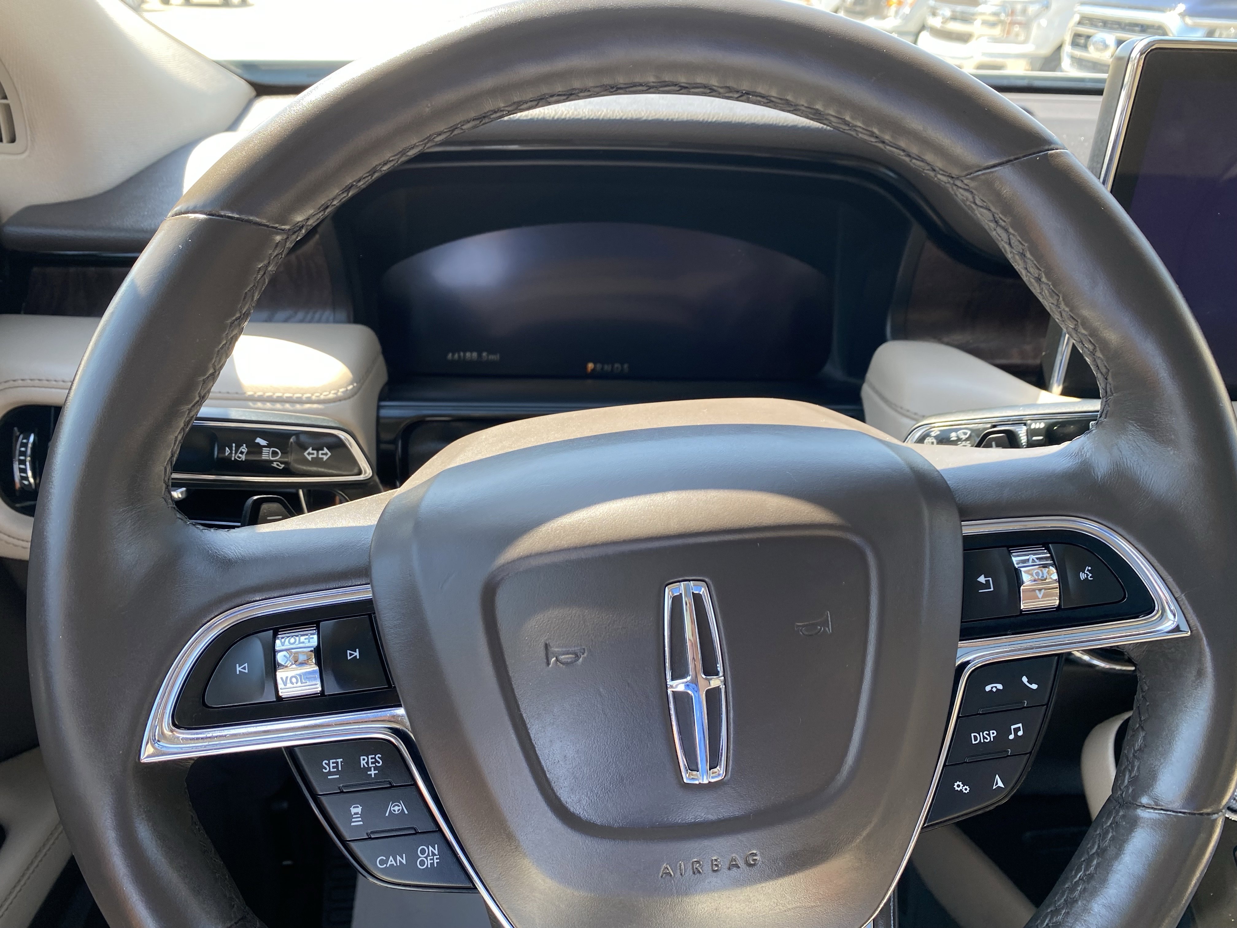 Used 2021 Lincoln Nautilus Reserve w/ Equipment Group 201A image 20