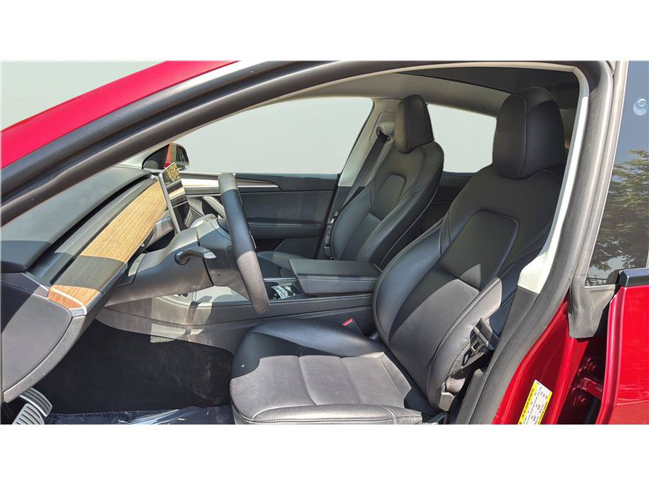 Used 2024 Tesla Model Y Performance AWD/4WD image 11