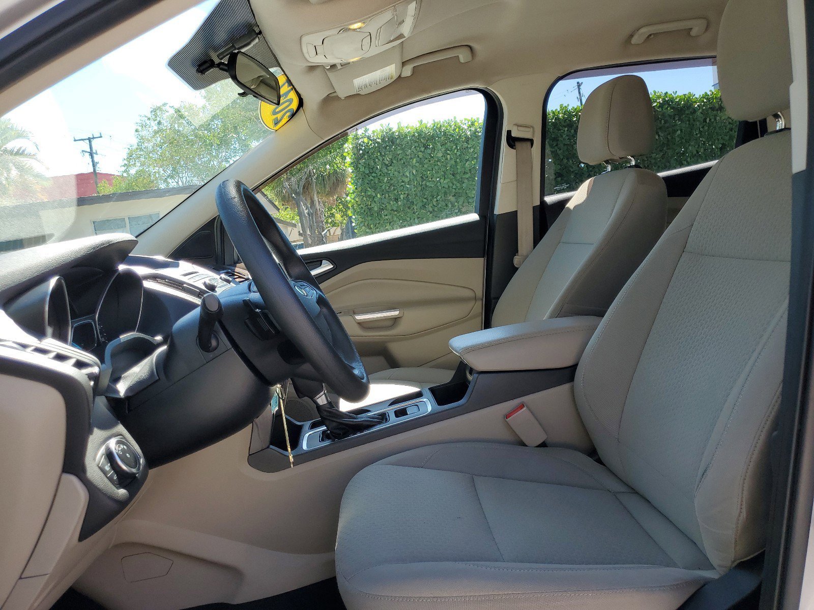 Used 2017 Ford Escape SE AWD/4WD image 15