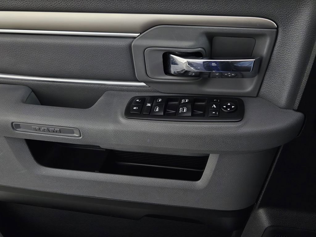 Used 2018 RAM 1500 Lone Star image 22