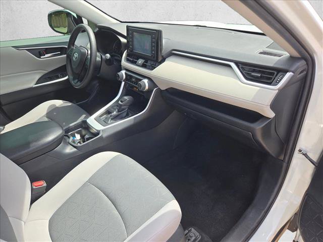 Used 2019 Toyota RAV4 XLE FWD image 23