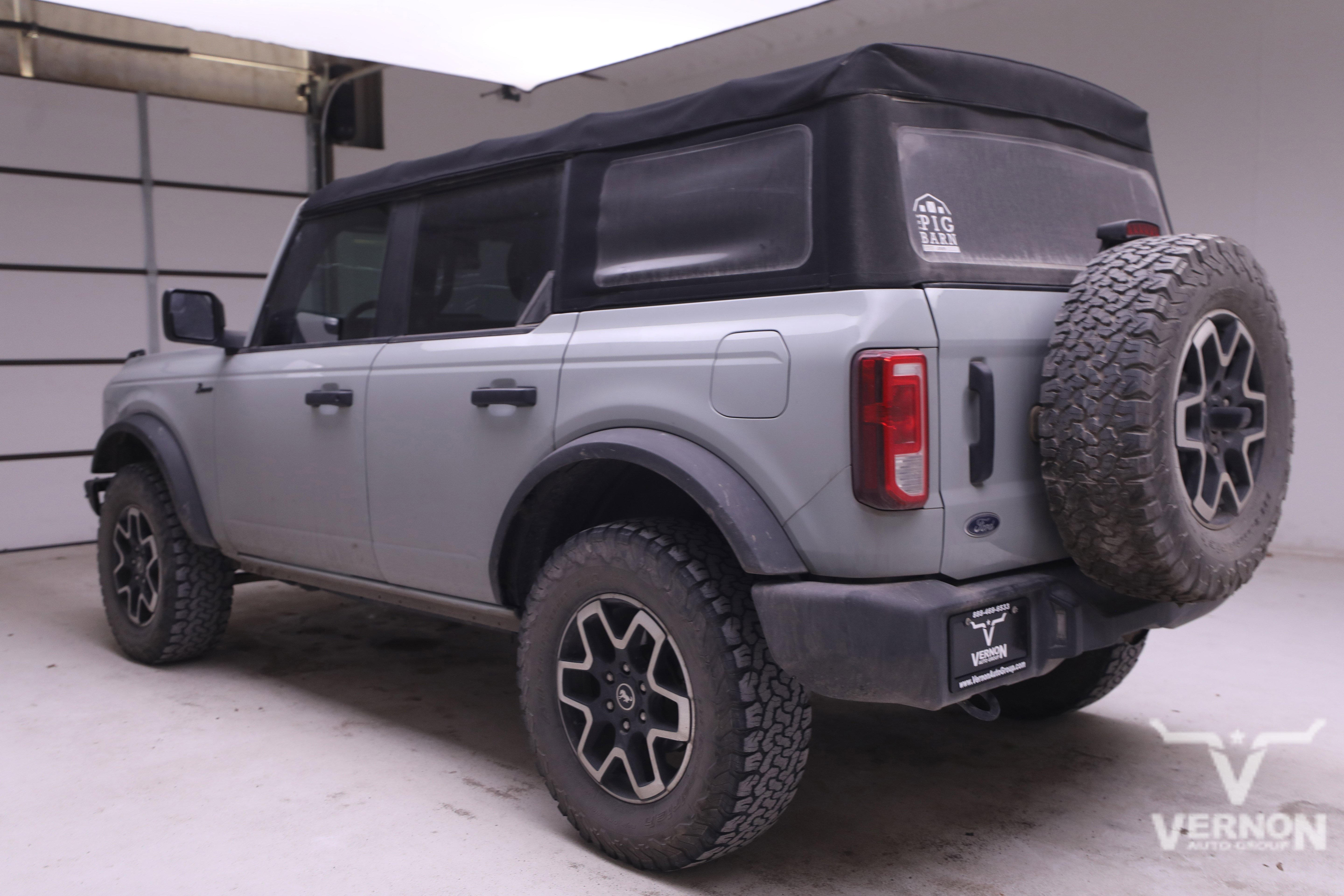 Used 2022 Ford Bronco Base 4x4 image 3