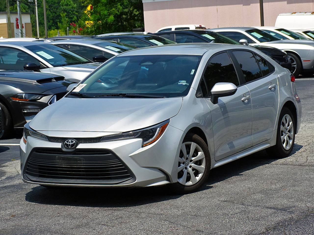 Used 2023 Toyota Corolla LE FWD image 6