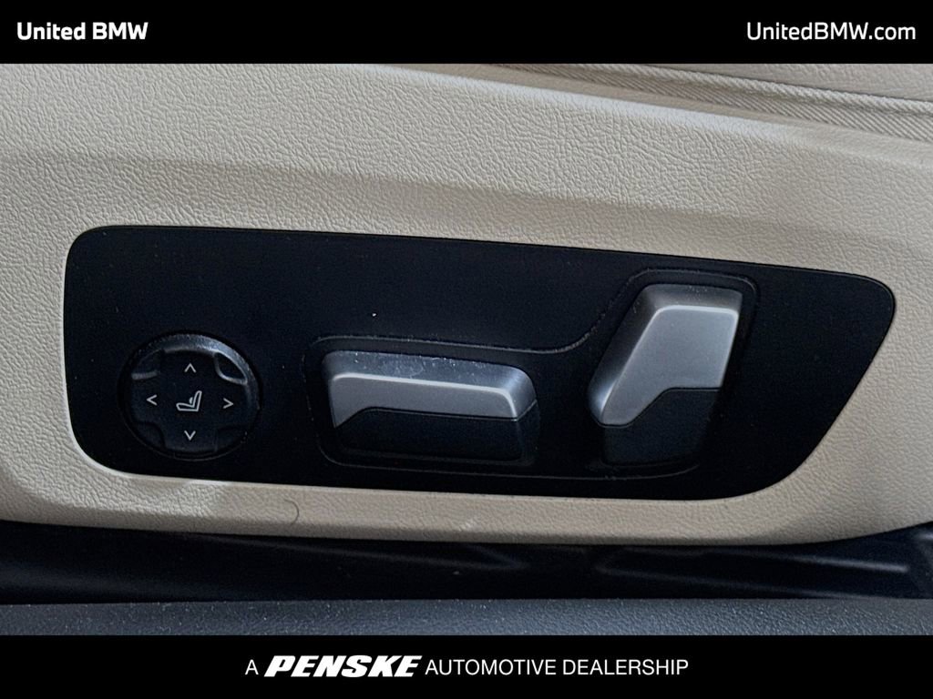 Used 2021 BMW 430i Convertible w/ Premium Package image 4