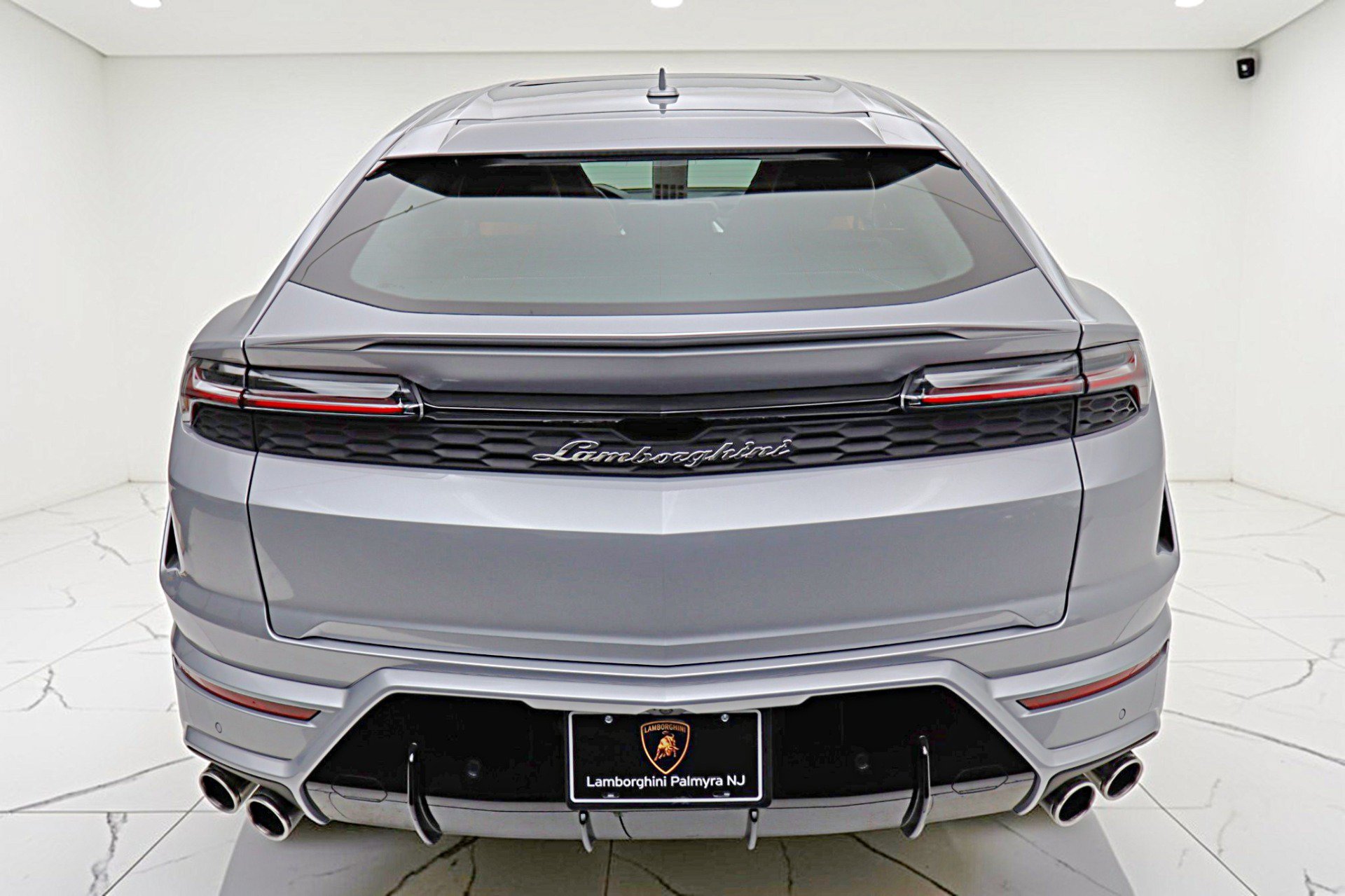 Used 2026 Lamborghini Urus SE AWD/4WD image 28