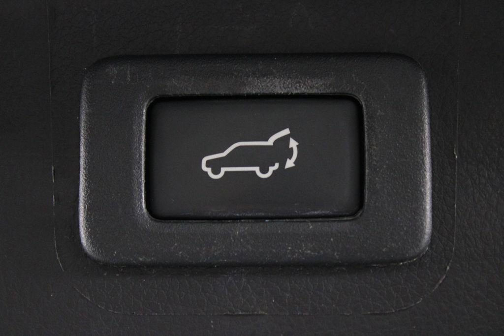 Used 2017 Subaru Outback 2.5i Premium image 17