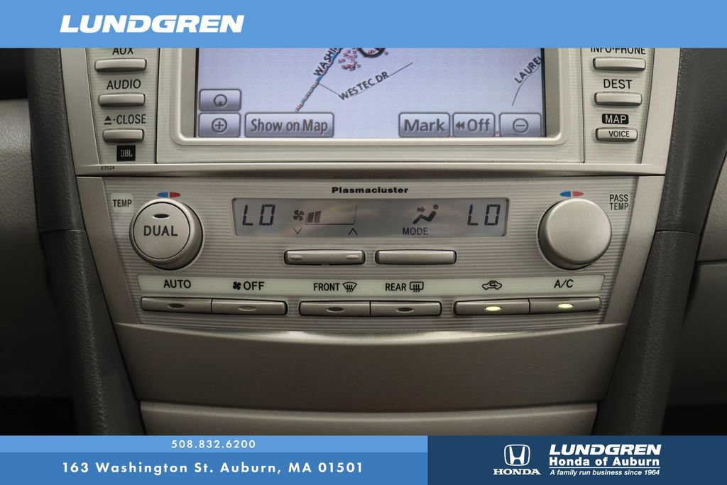 Used 2011 Toyota Camry XLE image 22