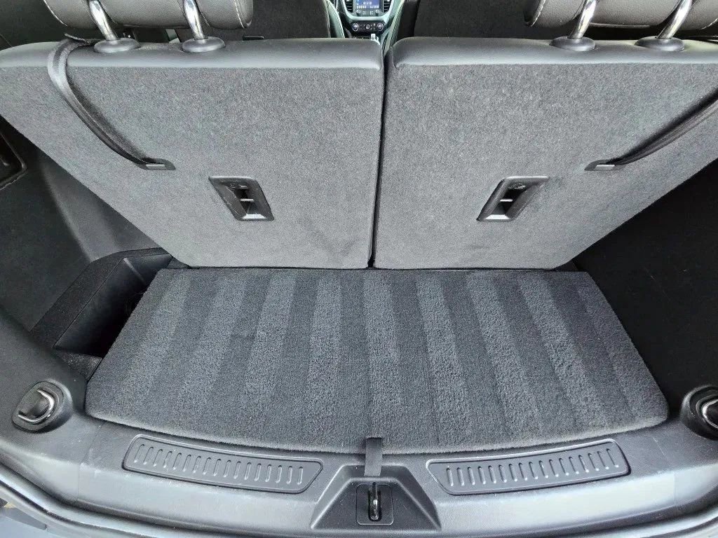 Used 2022 GMC Acadia SLT w/ Preferred Package image 31